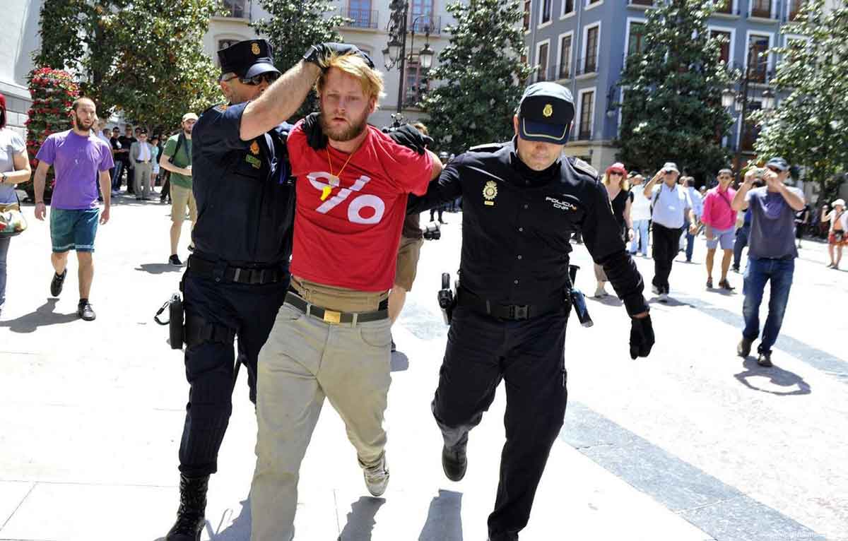 cargas policiliales en madrid 15m