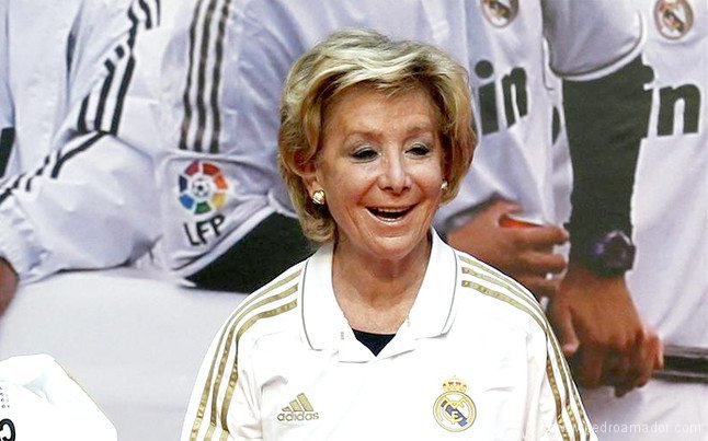 Esperanza Aguirre distrae con el fútbol