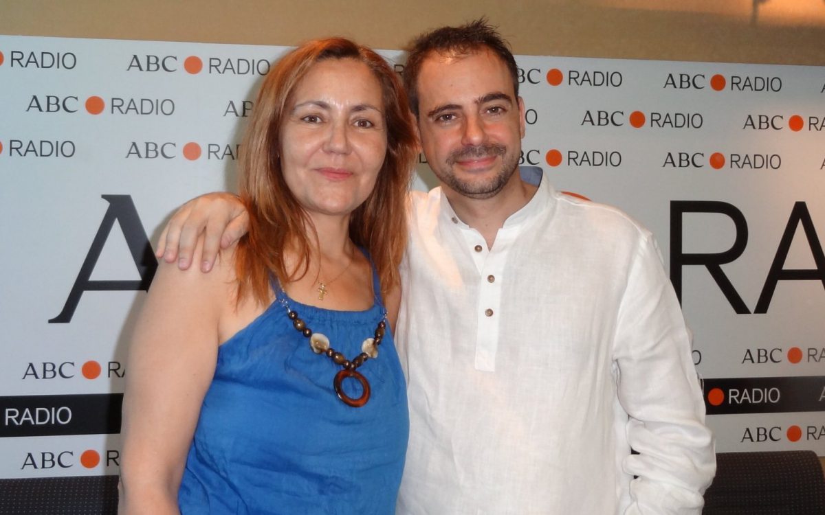 Entrevista en ABC Punto Radio de Esther Pedraza – ¡A ser felices!