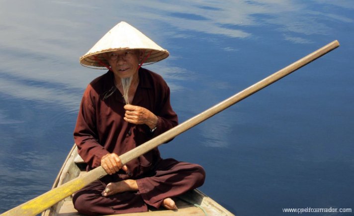 VIETNAM Hoian río Portada