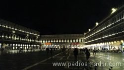 VENECIA Plaza S .Marcos palomas VENECIA Plaza S .Marcos palomas