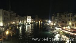 VENECIA Puente Rialto noche
