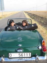 Mónica Y Laura Equiz 17
