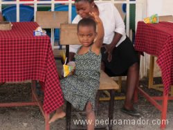Una foto de una niña de Tanzania