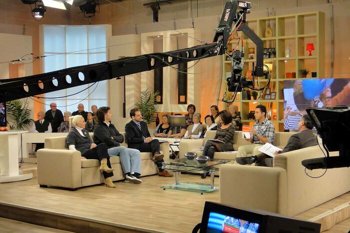 El conferencista Pedro Amador, invitado en un programa de televisión